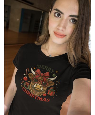 Koszulka damska Świąteczna „Merry Christmas” z uroczą krówką