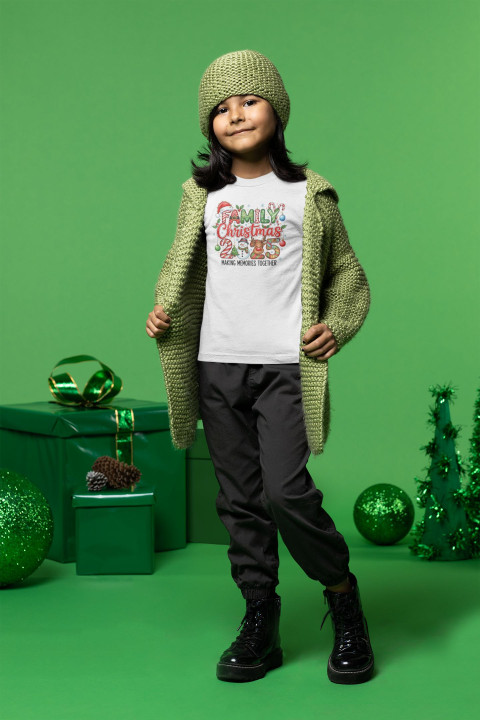 Koszulka dzicięca Świąteczna Family Christmas 2025 dla całej rodziny — zdjęcie 3