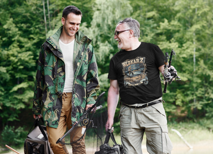 Koszulka męska Wędkarz z Krwi i Ości na ryby prezent dla Wędkarza T-shirt — zdjęcie 2