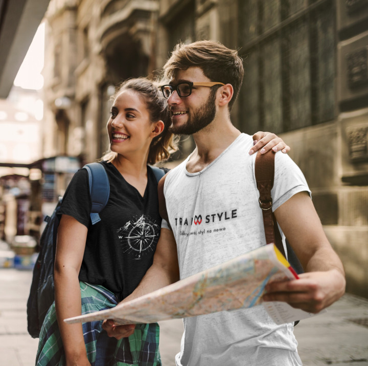 Koszulka damska z Kompasem i Górami Idealna dla Miłośników Podróży T-shirt — zdjęcie 4