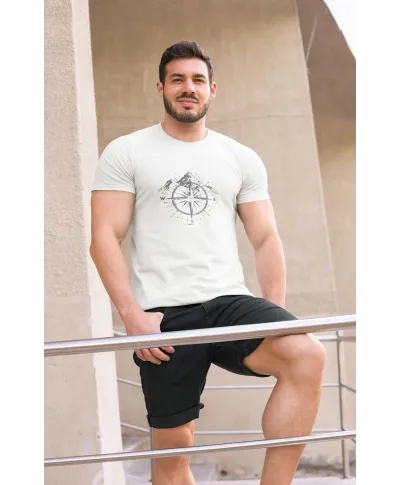 Koszulka męska z Kompasem i Górami - Idealna dla Miłośników Podróży T-shirt