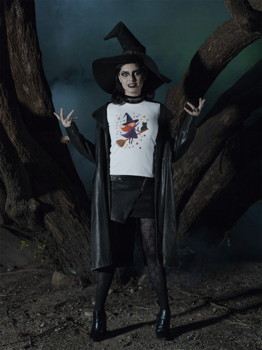 Koszulka damska magiczna Czarownica z kotem na Halloween t-shirt — zdjęcie 5