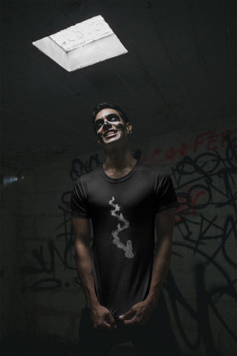 Koszulka męska Ścieżka Duchów t-shirt na Halloween Świecąca w ciemności — zdjęcie 4