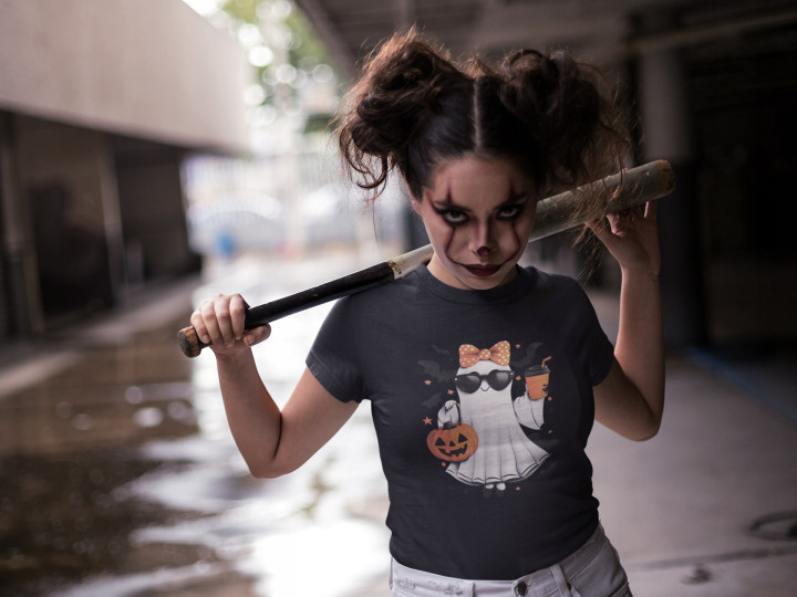 Koszulka damska Wesoła Pani Duch Duszek Stylowy w okularach na Halloween — zdjęcie 4