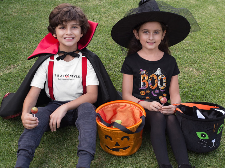 Koszulka dziecięca ze strasznym napisem BOO! przestrasz się na Halloween — zdjęcie 3