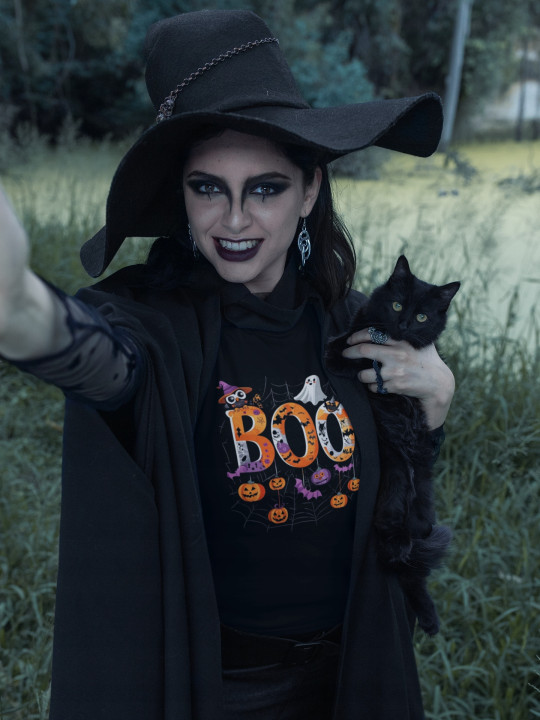Koszulka damska ze strasznym napisem BOO! przestrasz się na Halloween — zdjęcie 2