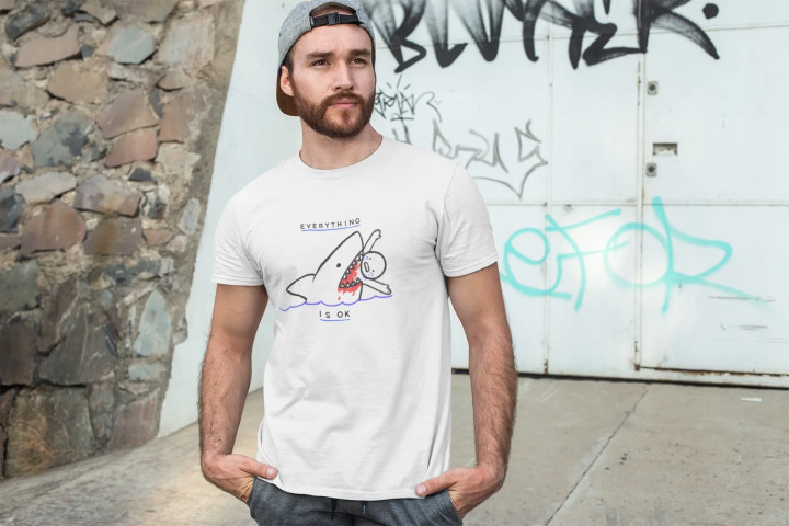 Koszulka męska Rekin pożerający człowieka Everything Is OK śmieszny t-shirt — zdjęcie 2