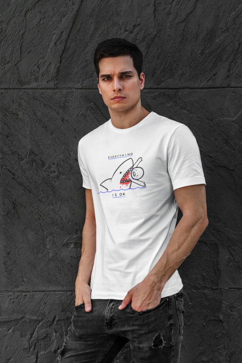 Koszulka męska Rekin pożerający człowieka Everything Is OK śmieszny t-shirt — zdjęcie 3