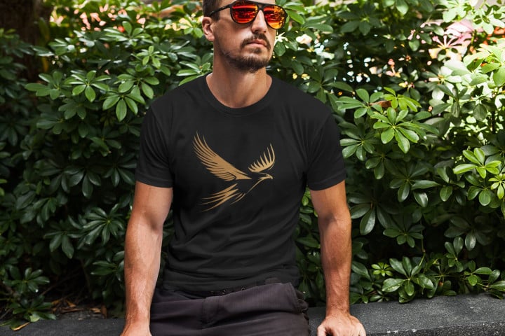 Koszulka męska Złoty Orzeł w locie elegancki T-shirt męski — zdjęcie 3