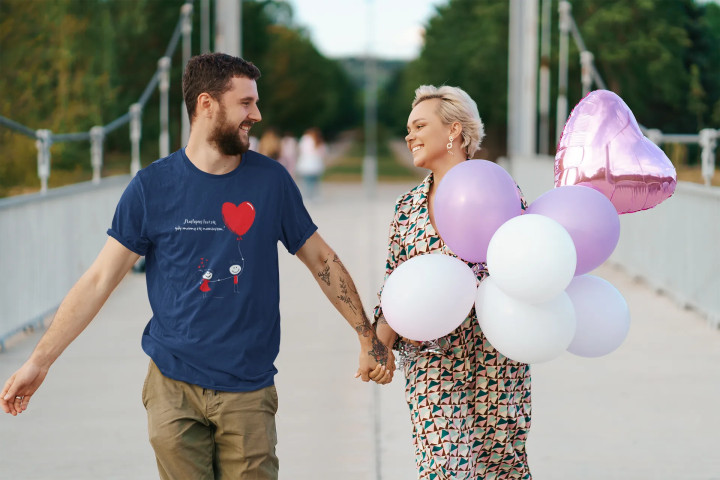 Koszulka męska Serce Balon ciągnie Nas w górę Walentynki Wpisz Swój Tekst — zdjęcie 6