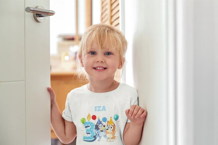 Koszulka dziecięca prezent 2 3 4 5 6 urodziny Bluey i Bingo Wpisz Imię Wiek — zdjęcie 2