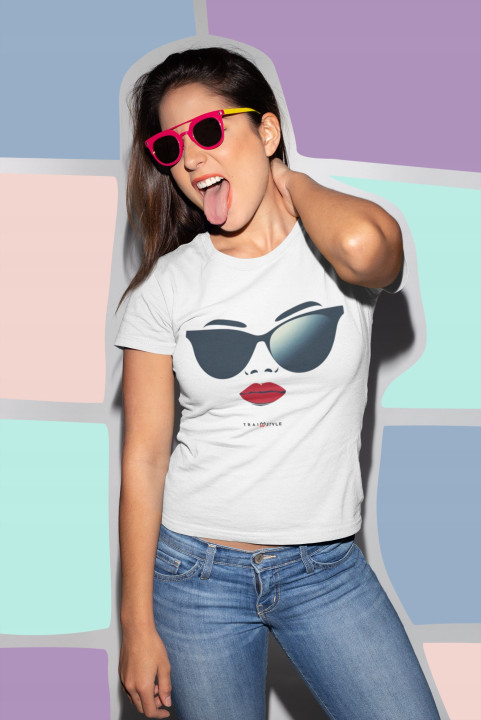 Koszulka damska Stylowe okulary i czerwone usta T-shirt damski — zdjęcie 3
