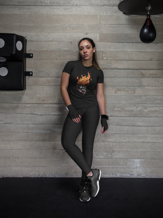 Koszulka damska Never Give Up Nigdy się nie poddawaj motywacyjna T-shirt — zdjęcie 3