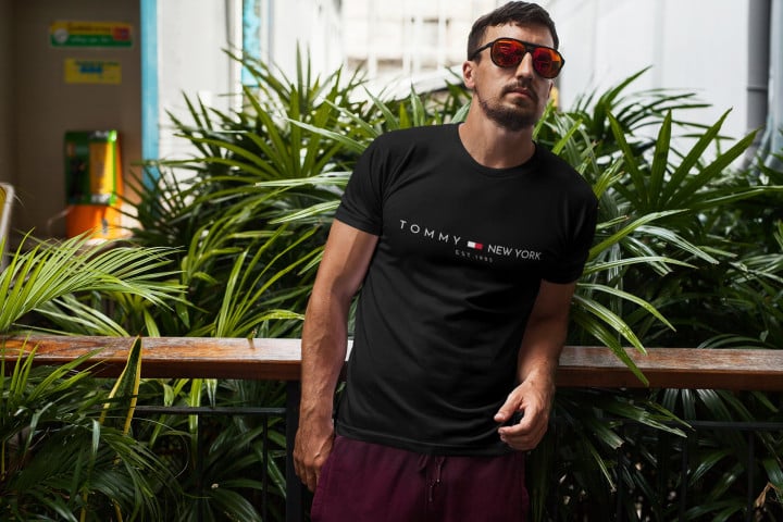 Koszulka męska TOMMY NEW YORK EST.1985 czarna T-shirt męski — zdjęcie 6