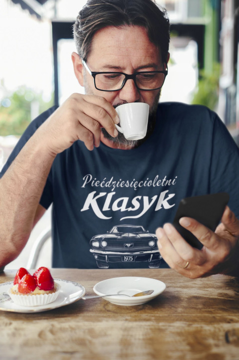 Koszulka męska na 50 urodziny Klasyk 1975 Wciąż na Oryginalnych Częściach — zdjęcie 4