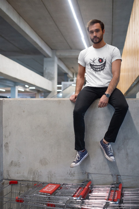 Koszulka męska z Mrocznym Uśmiechem i Czerwonym Okiem T-shirt męski — zdjęcie 4